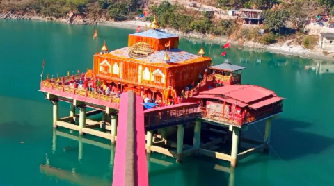 धारी देवी मंदिर में मोबाइल ले जाना होगा बैन, श्रद्धालुओं के लिए शुरू होगी लॉकर व्यवस्था..