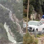 जोशीमठ में ट्रैफिक का दबाव बढ़ा, कई किमी तक लगी वाहनों की लंबी लाइन..
