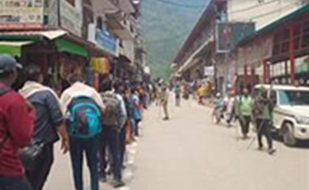 बारिश के बीच केदारनाथ यात्रा पर प्रशासन की पैनी नजर, संवेदनशील क्षेत्रों में बढ़ाई सुरक्षा..